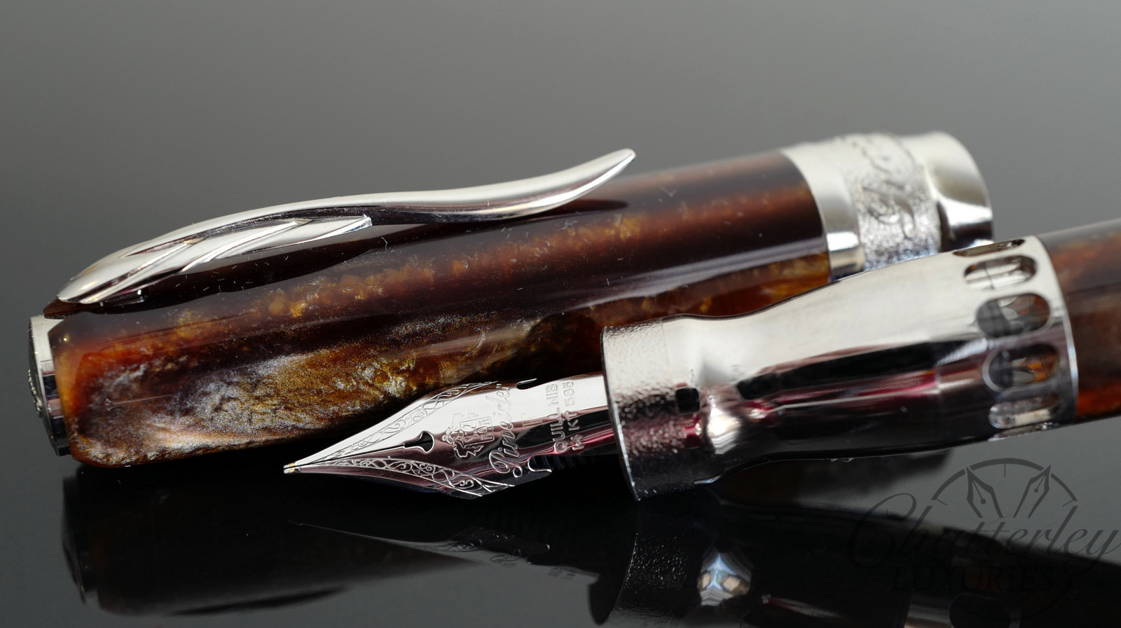 Pineider Arco Limited Edition Fountain Pen