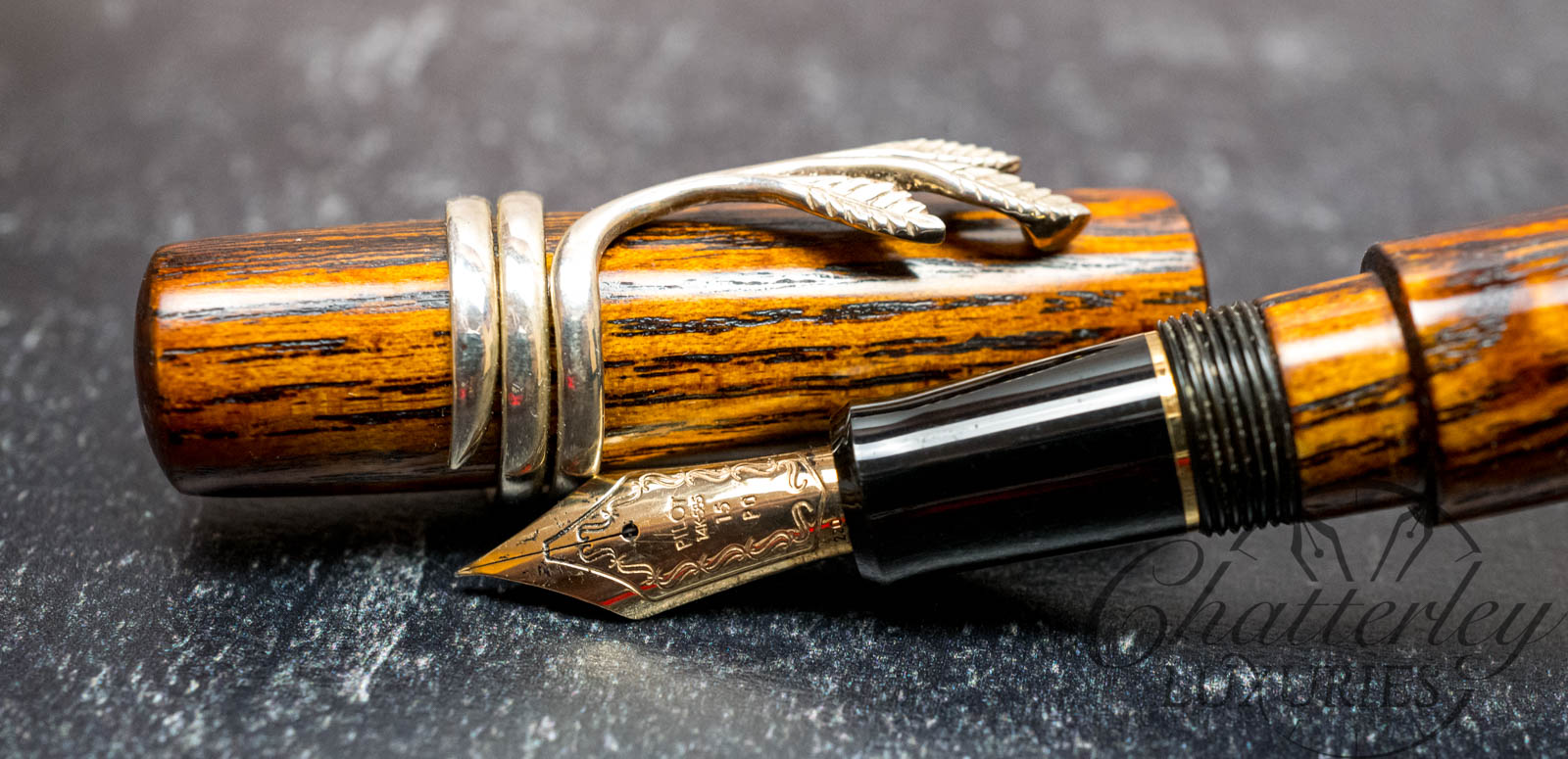 Stylo Art Shirane Fukiurushi Tamo Moku Fountain Pen