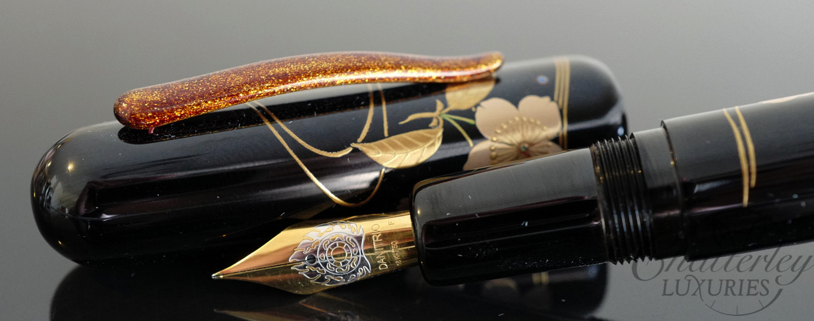 Danitrio Urushi Maki-e Sakura on Stream on Takumi Fountain Pen