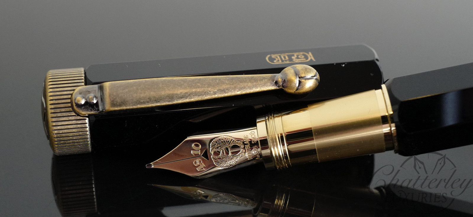 Montblanc Heritage Egyptomania Special Edition Black Fountain Pen