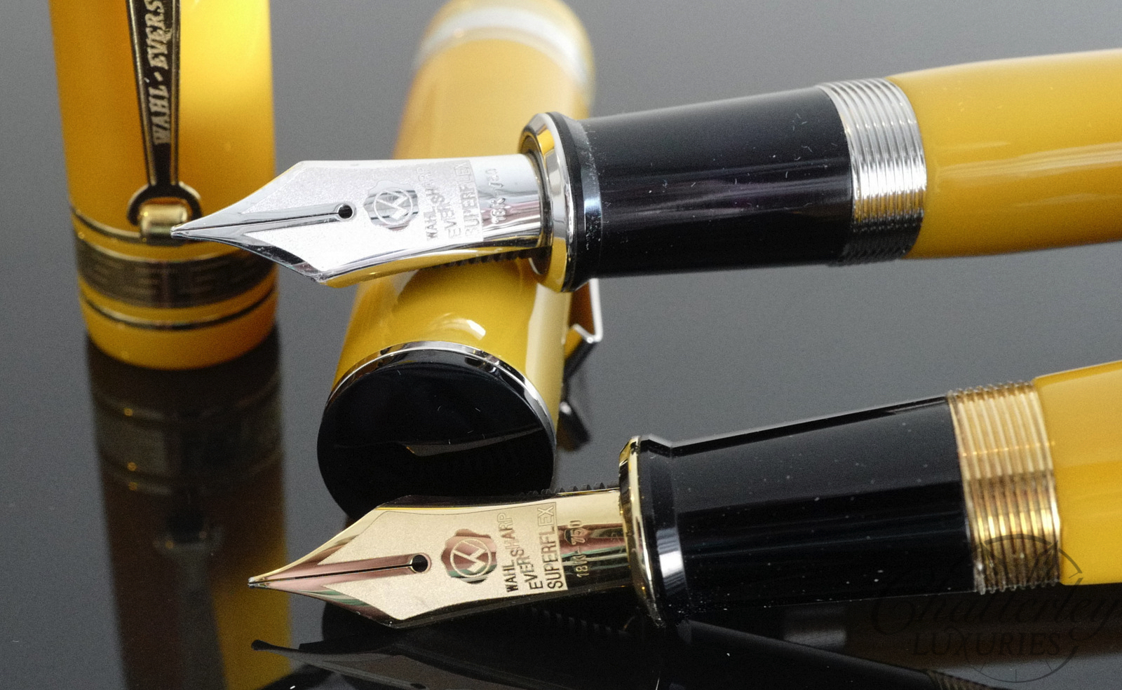 Wahl Eversharp DECOBAND Gold Seal Oversized Collection Mandarin Yellow Fountain Pen