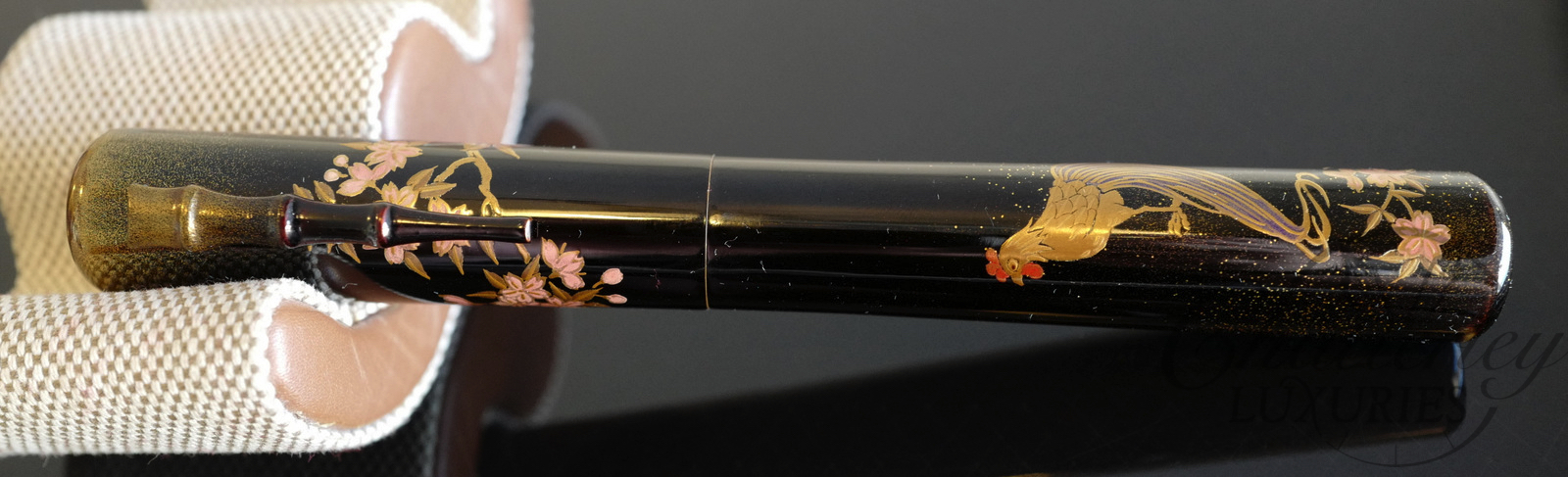 AP Limited Edition Zodiac Rooster Urushi/Maki-e Fountain Pen - Image 3