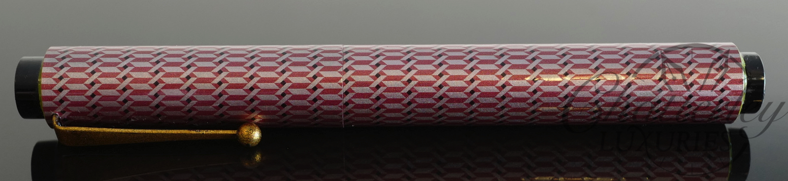 AP Limited Editions "The Apprentice" Sakura Lacquer Art The Mosaics Fountain Pen with painted clip - Image 2