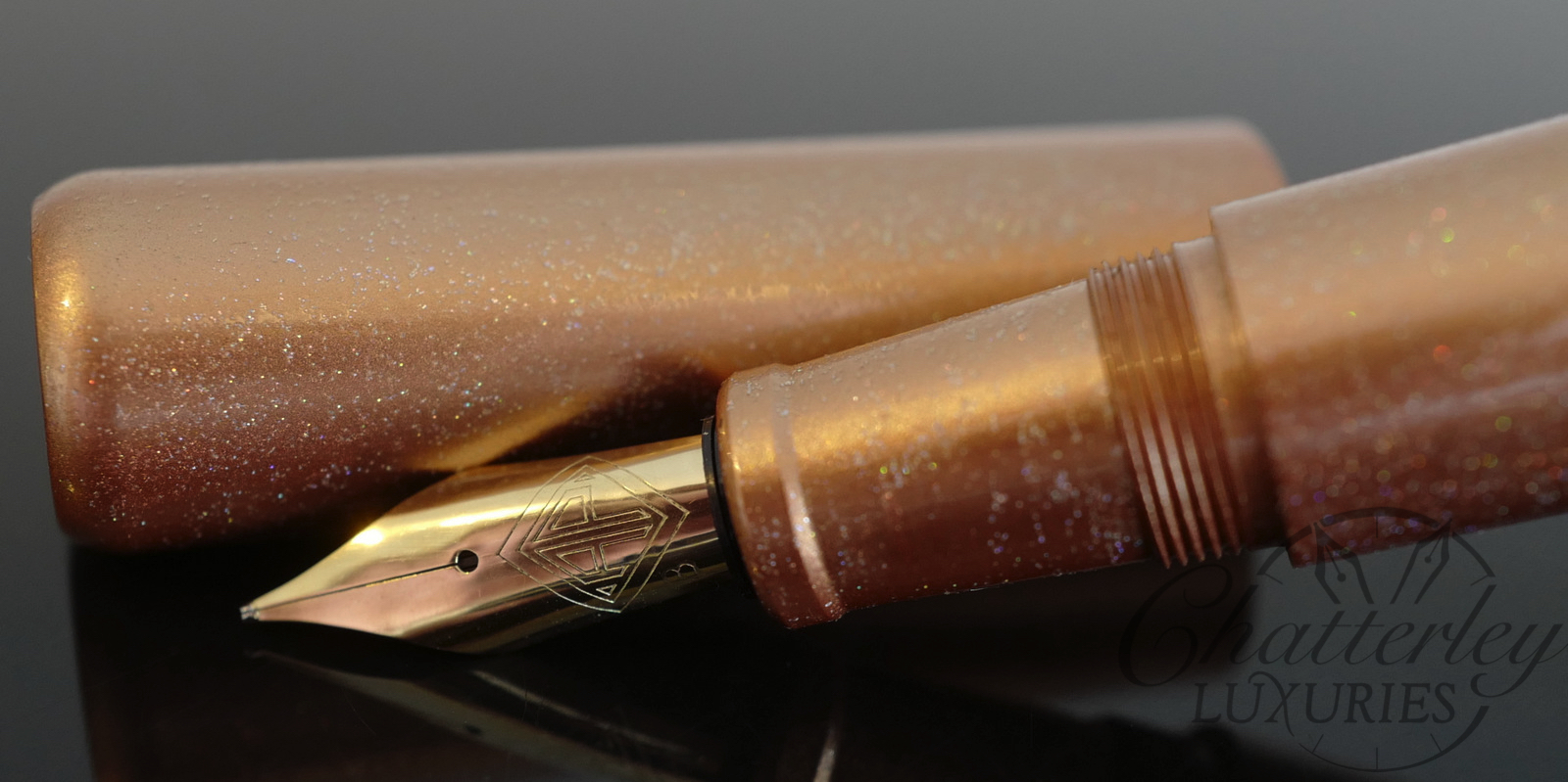 AP Limited Editions Urushi Unique Piece Maki-e Pink Gold Fountain Pen