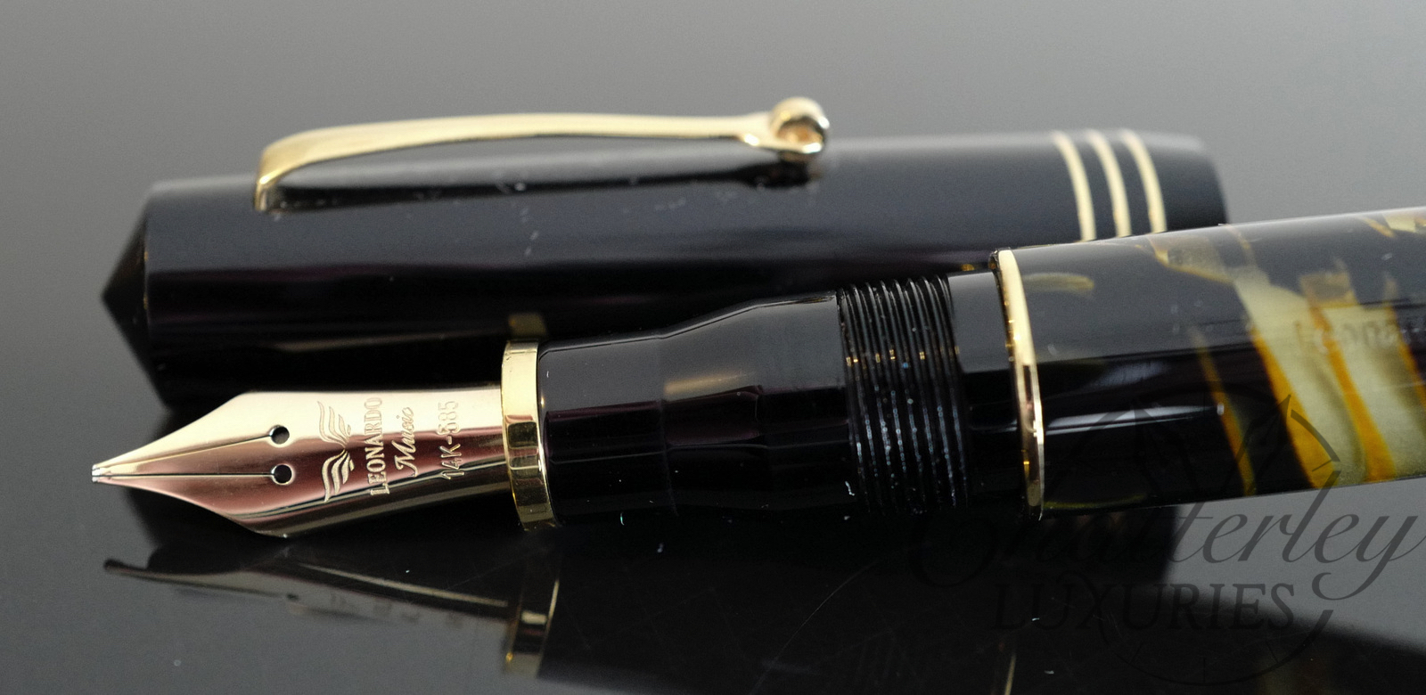 Leonardo Momento Zero Grande Lucens Celluloid Limited Edition Fountain Pen