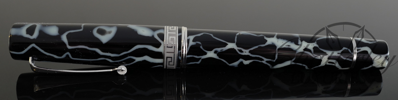 Armando Simoni Club Bologna Medio Wild Limited Edition Celluloid Fountain Pen - Image 4