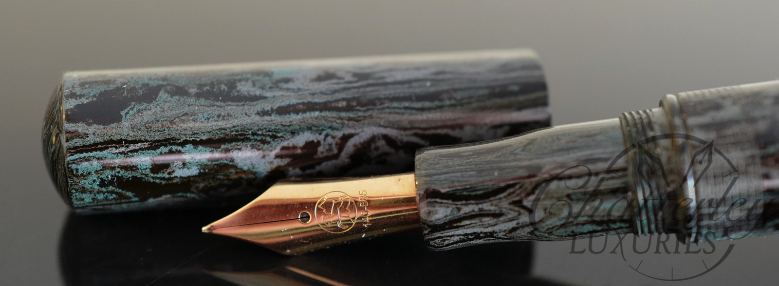 Eboya Kyouka Medium Green Fountain Pen
