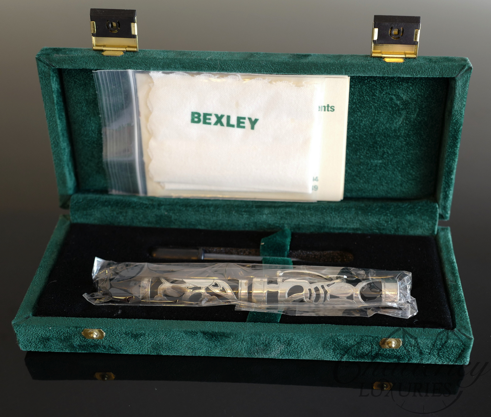 Bexley Finale Limited Edition Sterling Silver Fountain Pen - Image 2