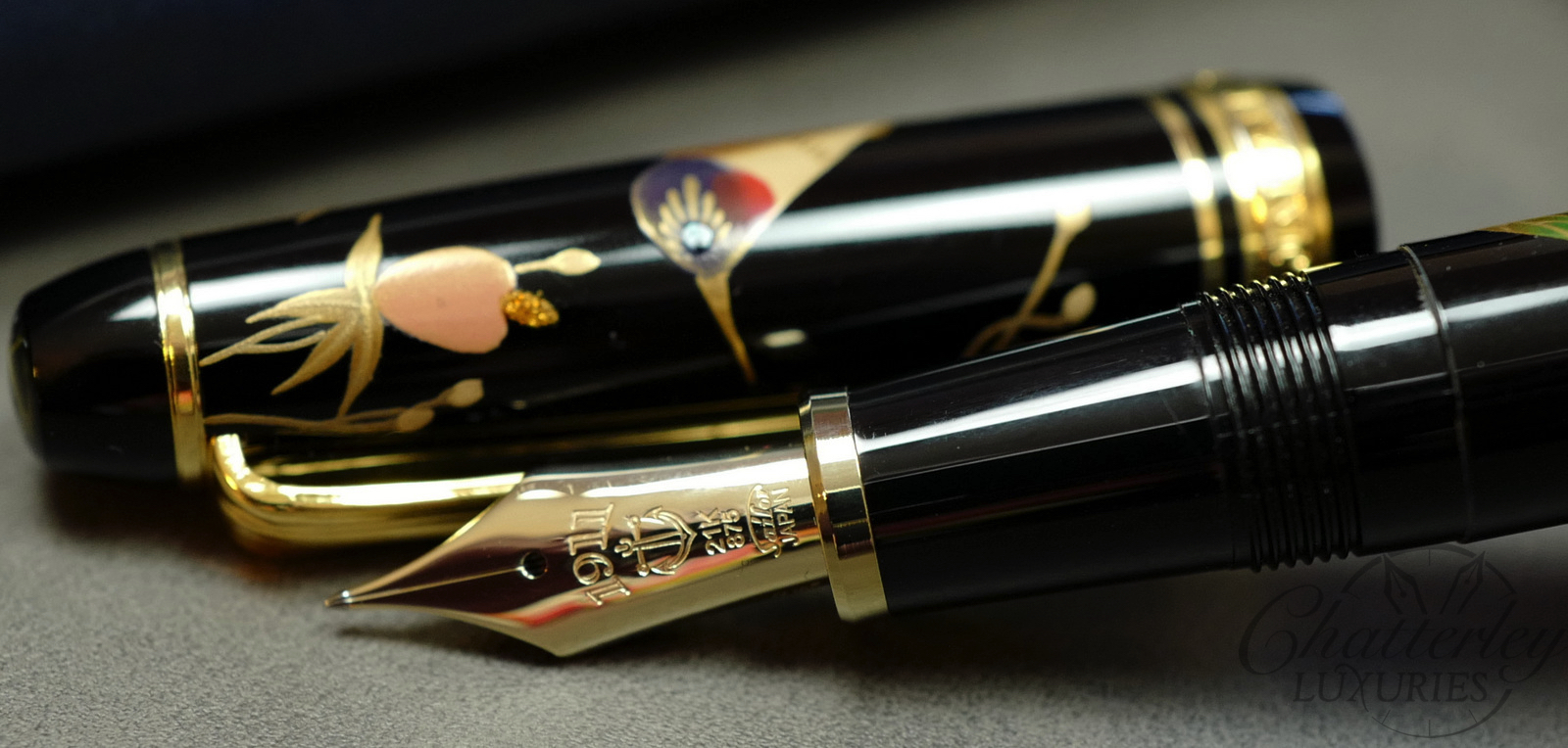 Sailor Hummingbird Maki-e Raden Limited Edition Fountain Pen #18/20 with Bespoke Naginata Togi Special Nib