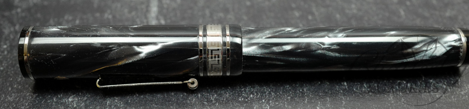 Wahl Eversharp DECOBAND Gold Seal Oversized London Smoke Grey Fountain Pen - Image 2
