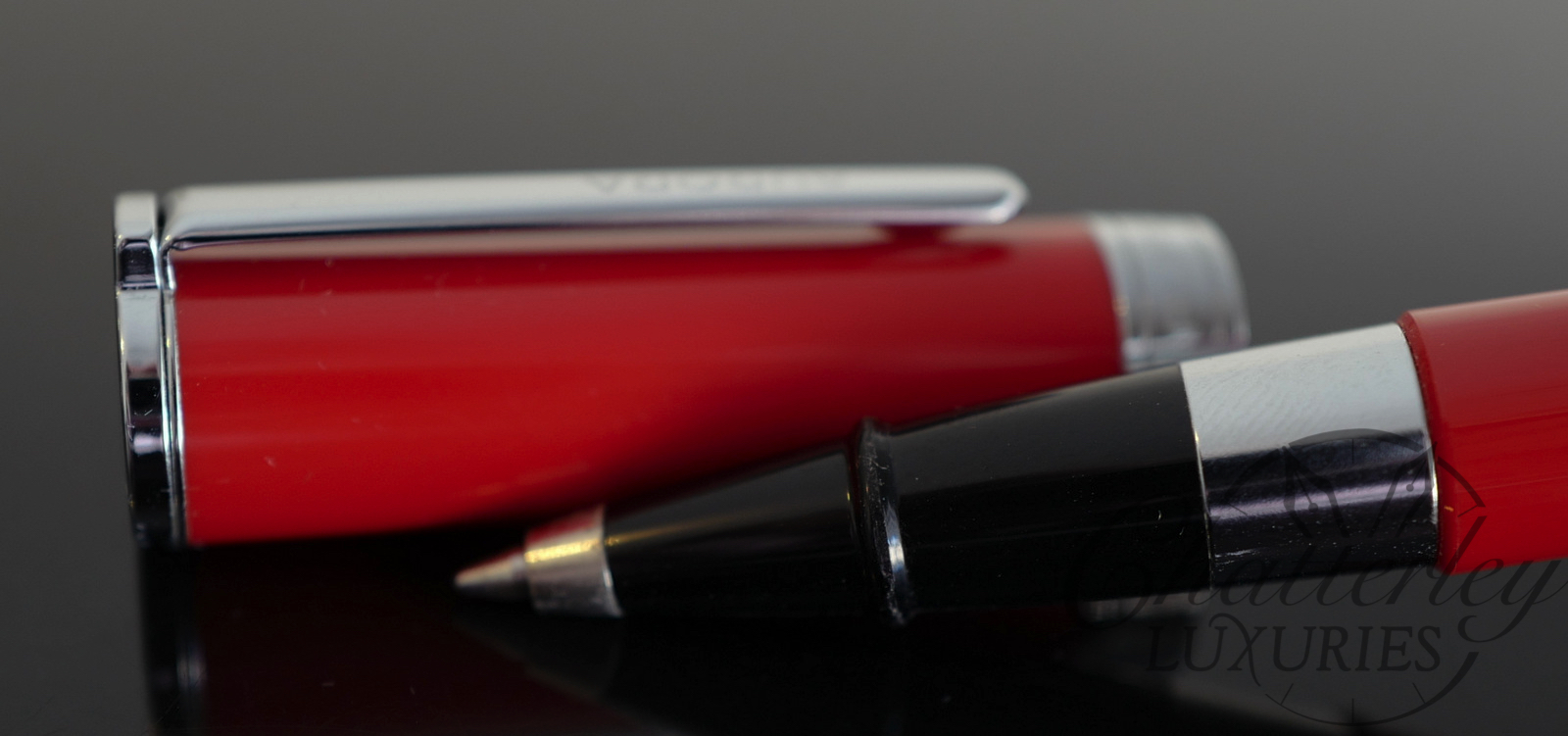 Aurora TU Red Rollerball