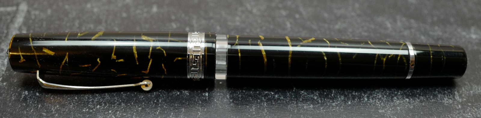 Armando Simoni Club Bespoke Studio Edition Black and Gold Celluloid Fountain Pen - Image 2