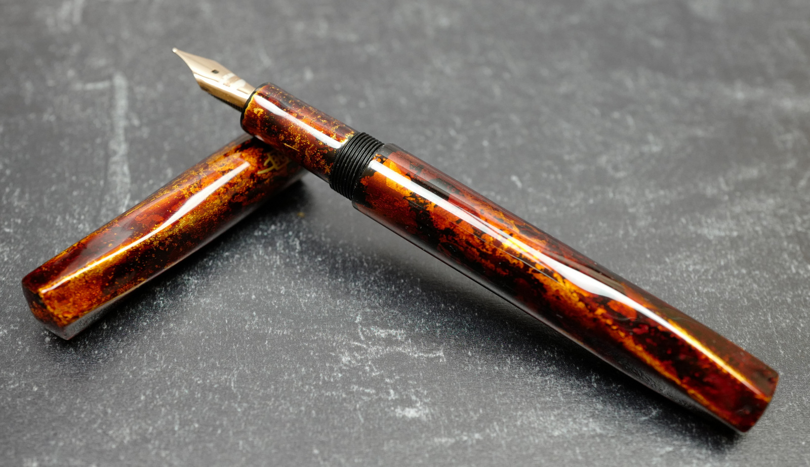 Chateau Archduke Rasen UR01 Tame-nuri and Gold Leaf Fountain Pen - Image 4