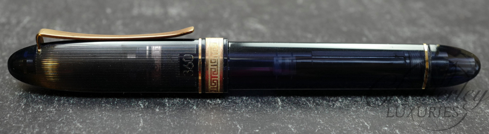 Omas 360 Fountain Pen Vintage Limited Edition Transparent Blue - Image 4