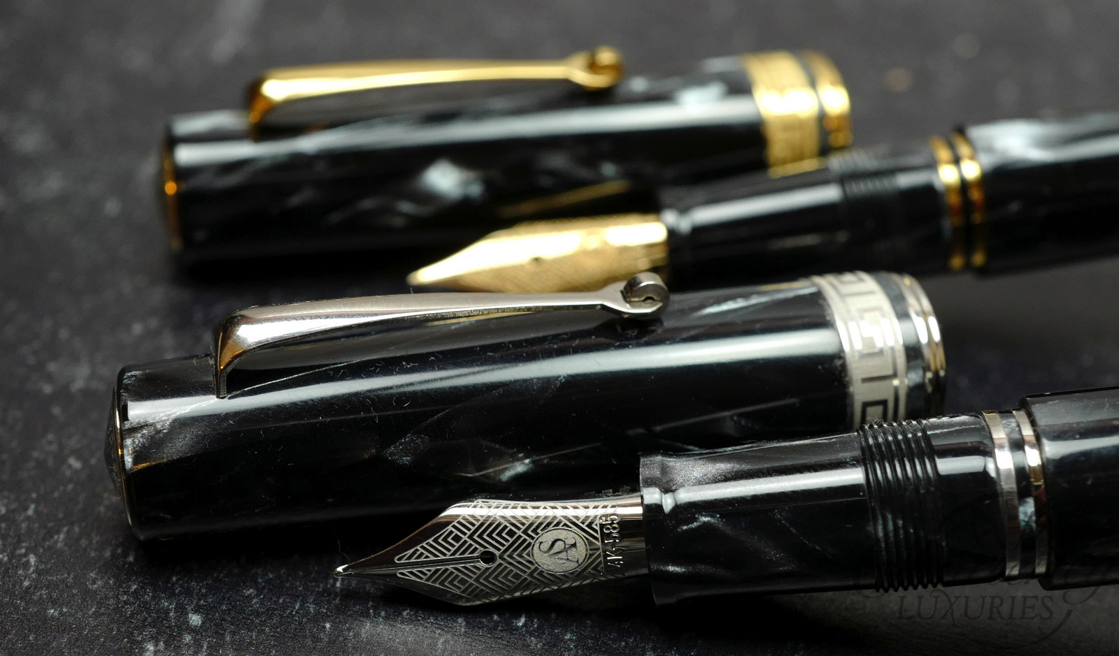 Closeout-Armando Simoni Club Bologna Medio Grigio Perla Celluloid Fountain Pen