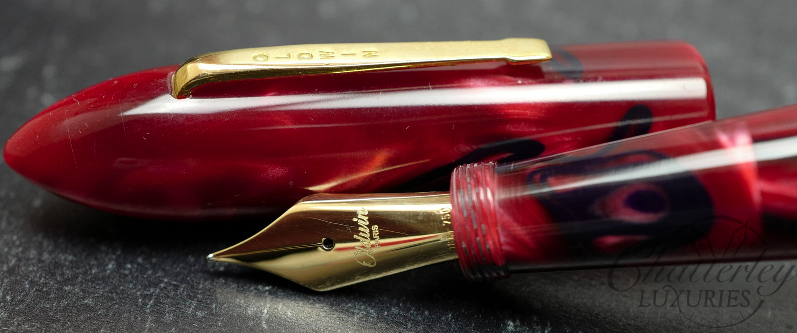Oldwin Paris Torpedo Red Swirl Fountain Pen