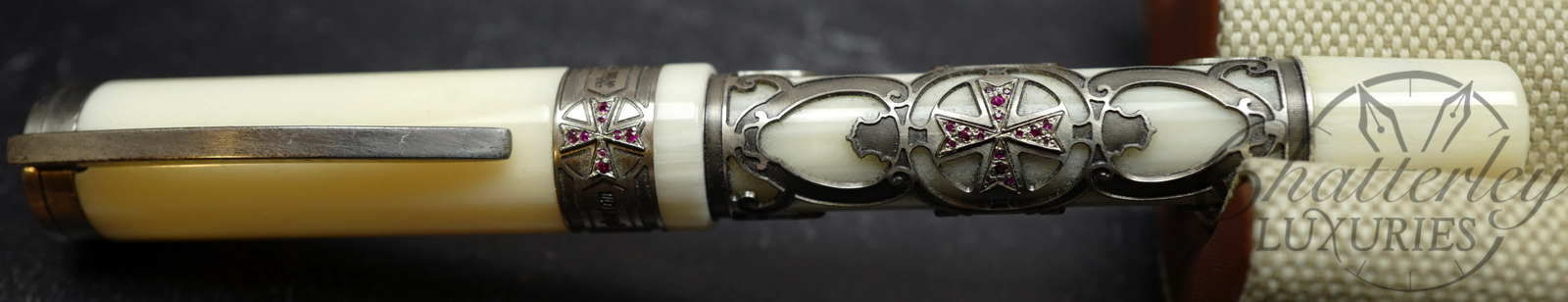 Visconti Knights Templar Rubies Special Reserve Limited Edition Fountain Pen - Image 2