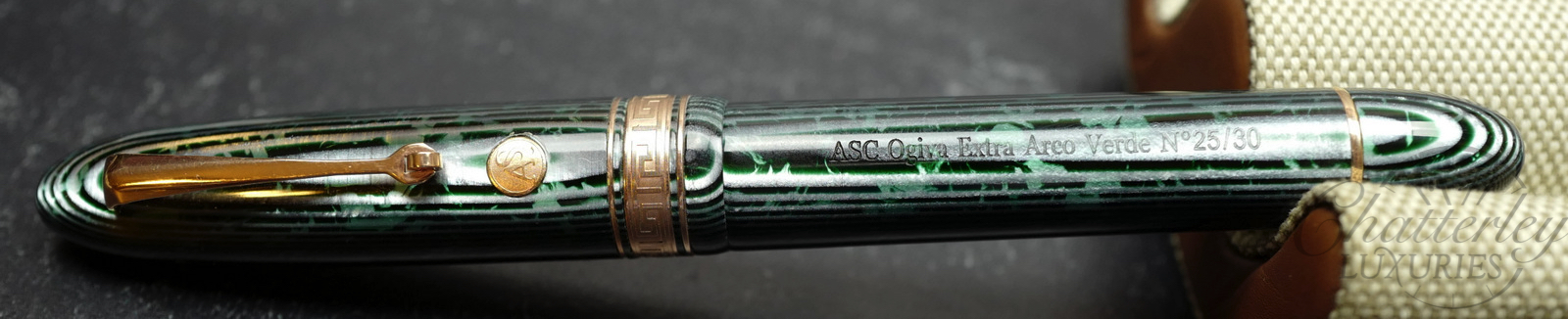 Chatterley/Armando Simoni Club Oversized Ogiva Extra Green Arco Celluloid Fountain Pen - Image 2
