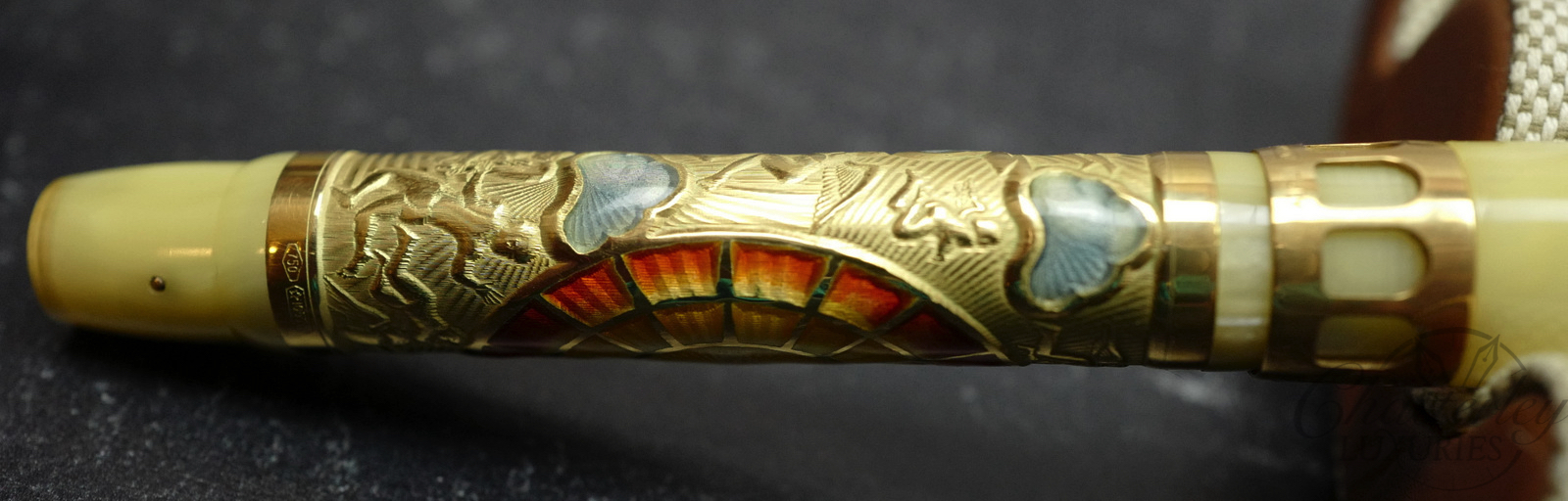 Montegrappa Tertio Millennio Solid Gold Limited Edition Fountain Pen - Image 4