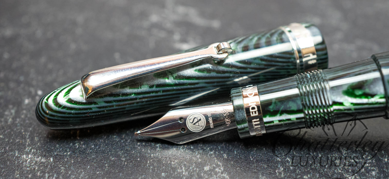Armando Simoni Club Ogiva Arco Green Spina Pattern Celluloid Pavarotti 3 Fountain Pen