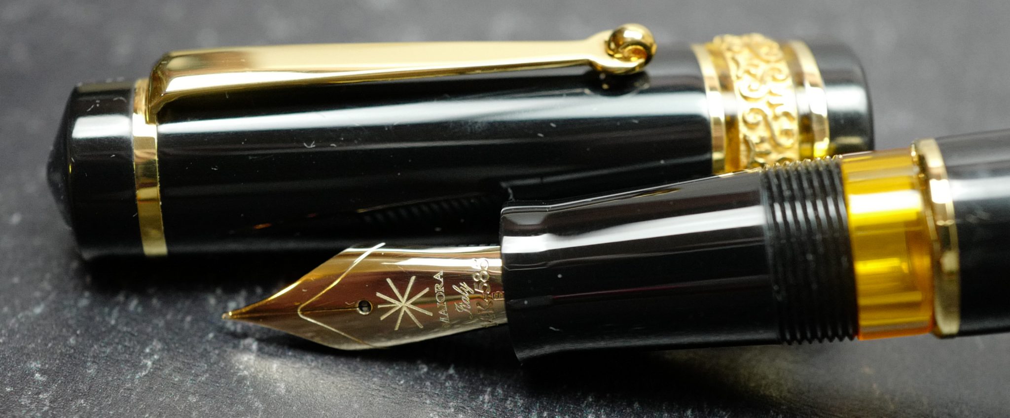 Closeout - Maiora Alpha K Nera Gold Fountain Pen with 14k Nib