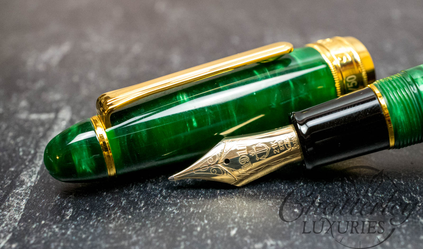 Classic Pens LB5 Limited Edition 25th Anniversary Midorigi (new green trees) in Forest Green Fountain Pen with Nagahara Naginata Cross Point nib
