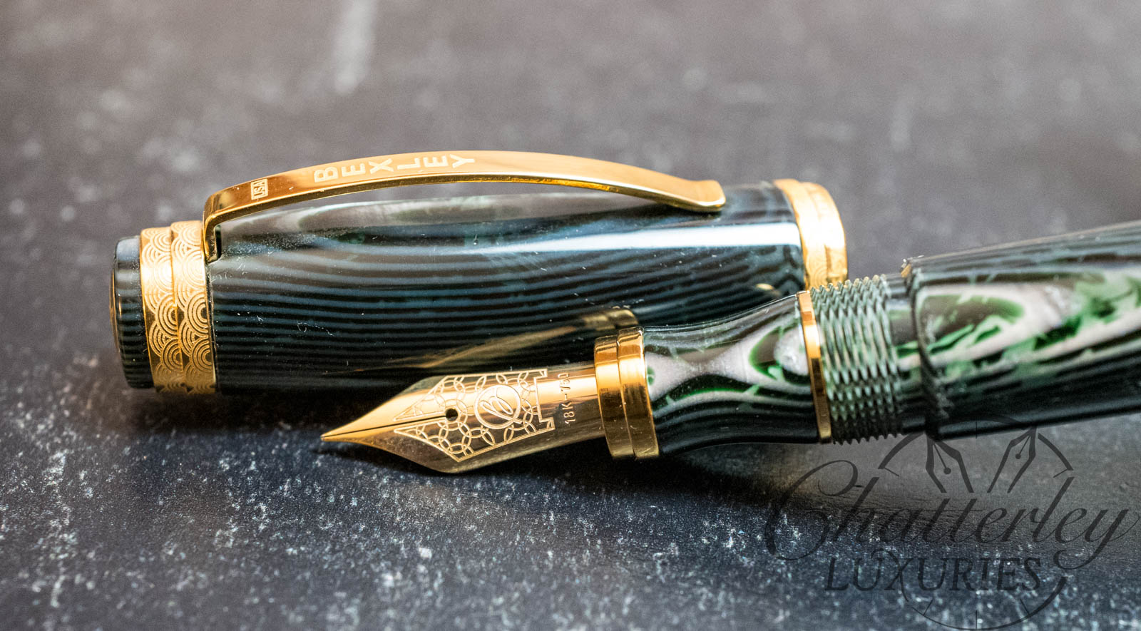 Bexley Golden Age "Waves"Arco Green Spina Limited Edition Fountain Pen