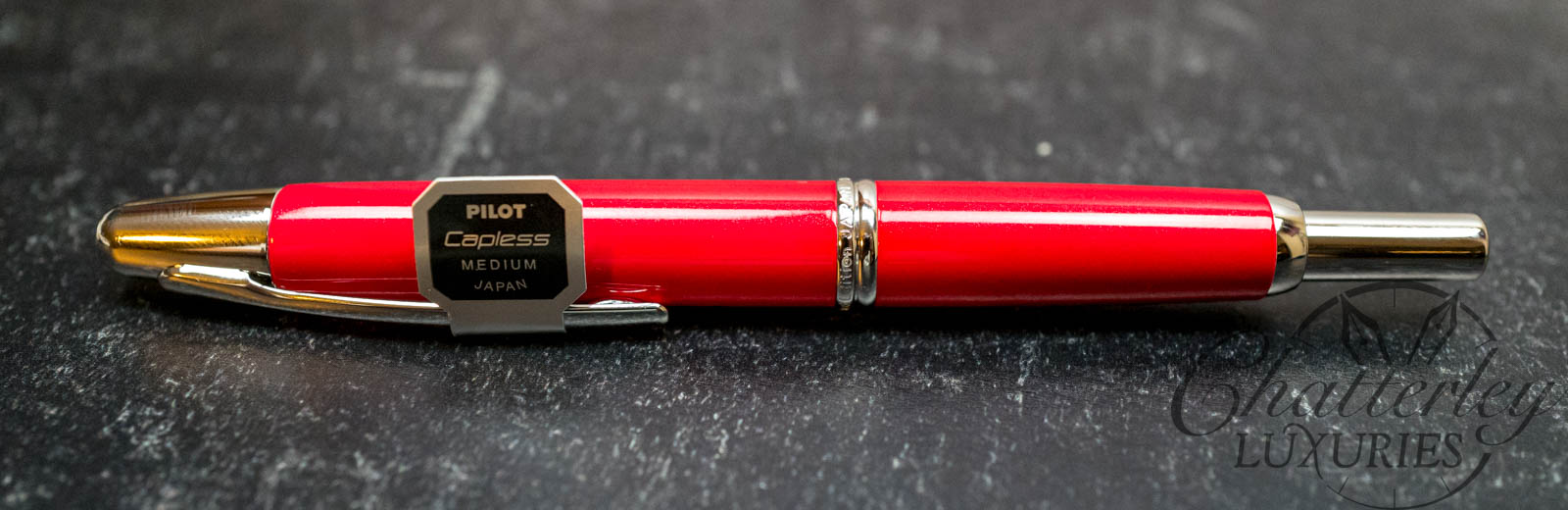 Pilot 2022 Limited Edition Coral Red Vanishing Point Fountain Pen