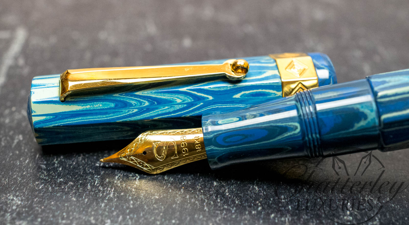 Santini Italia Nonagon Acqua Profonda Fountain Pen