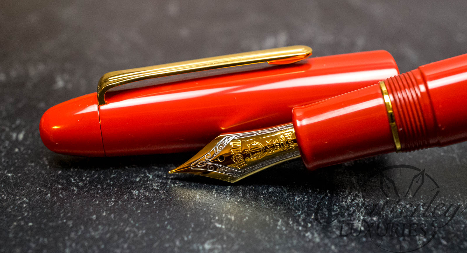 Sailor King of Pens Urushi Vermillon Fountain Pen