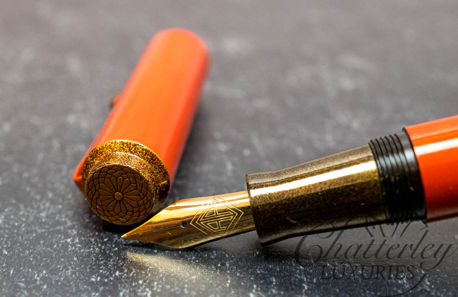 Closeoout-AP Limited Editions Orange Gold with Chrysanthemums Urushi/Maki-e Fountain Pen