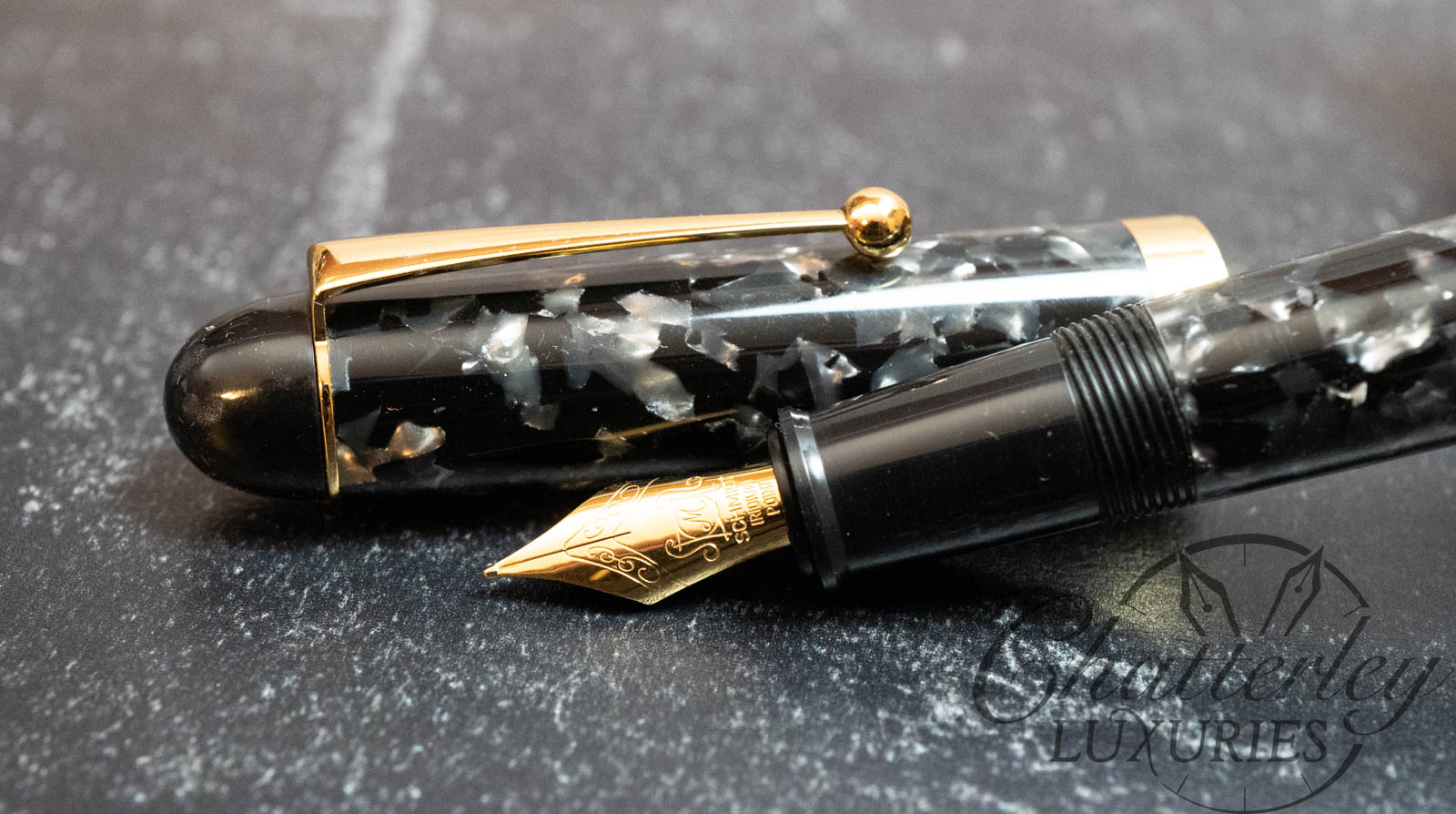 Onishi Celluloid Acetate Fountain Pen from Japan