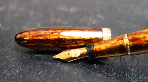 Chateau Monarch UR01 Tame-nuri and Gold Leaf Fountain Pen