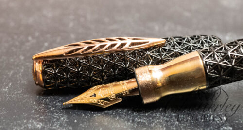 Closeout - Pineider Psycho Black & Rose Gold Fountain Pen