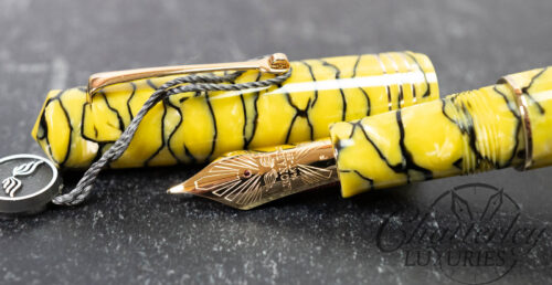 Leonardo MomentoZero Grande Celluloid LE Fountain Pen