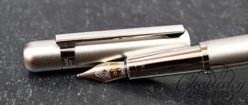 Otto Hutt Design 03 Frosted Platinum 18kt nib Fountain Pen
