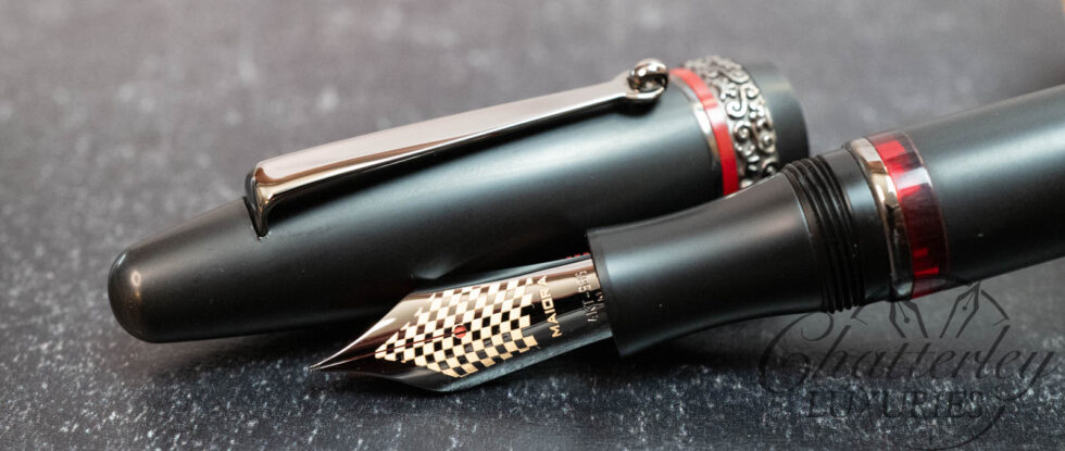 Closeout - Maiora Ogiva Racing Fountain Pen