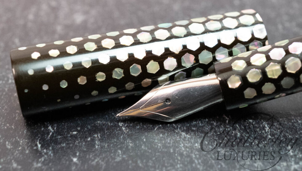 Cypress Modern Raden Spring Bee Fountain Pen