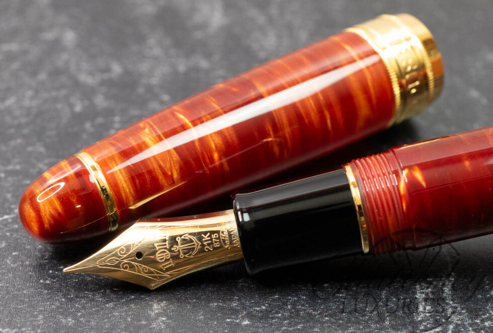 Classic Pens LB5 25th Anniversary Shizen (Nature) Kouseki (metal ore) Diamond Brown Limited Edition Fountain Pen
