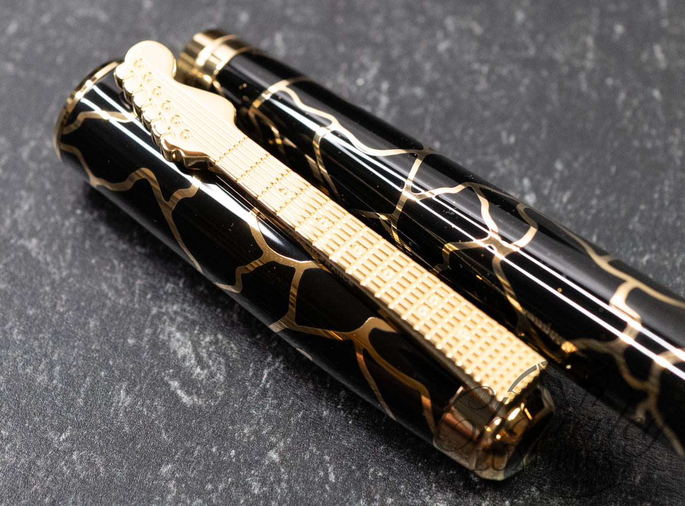 ST Dupont Line D Eternity Fender Black Large Fountain Pen With Médiator Necklace - Image 5