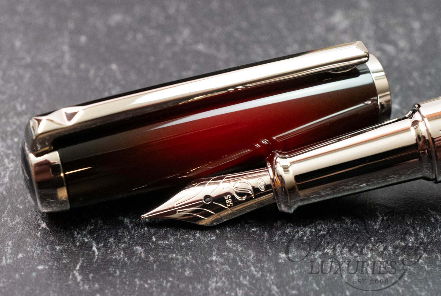 ST Dupont Atelier Line D Mid-Sized Sunburst Fountain Pen Collection - Image 3
