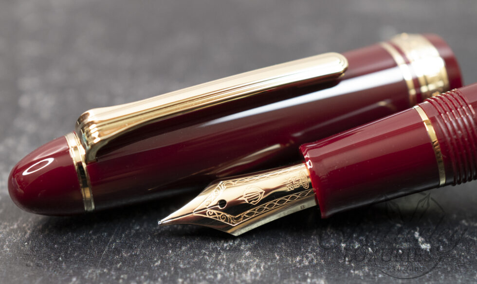 Sailor 1911L Maroon Fountain Pen