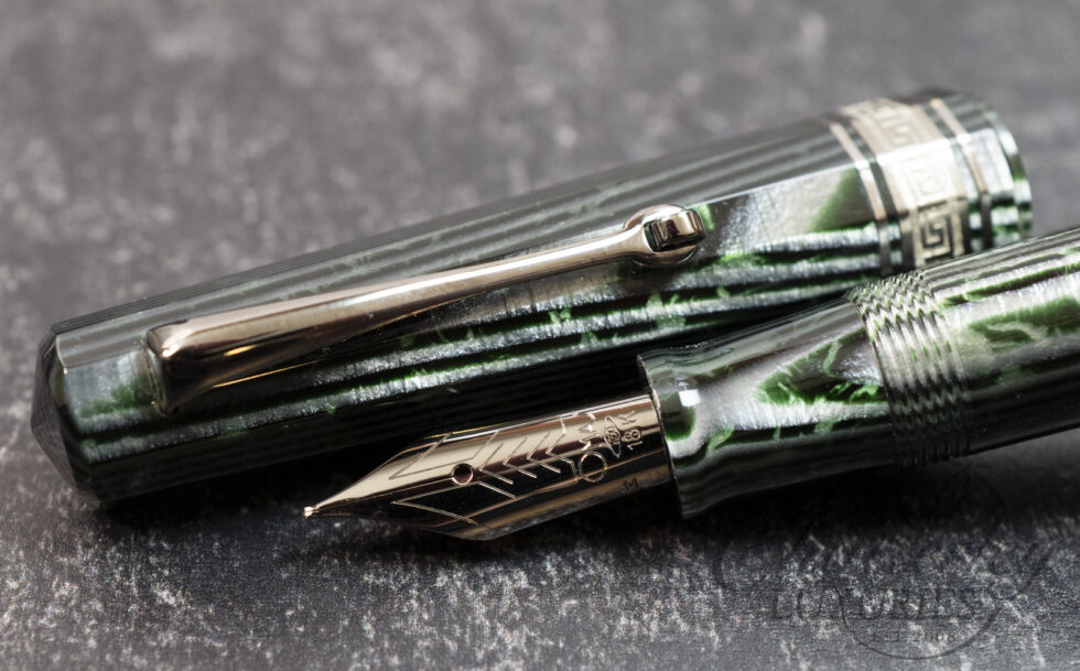 Omas Old Style Arte Italiano Paragon Arco Verde Green Ruthenium Trim Limited Edition Fountain Pen
