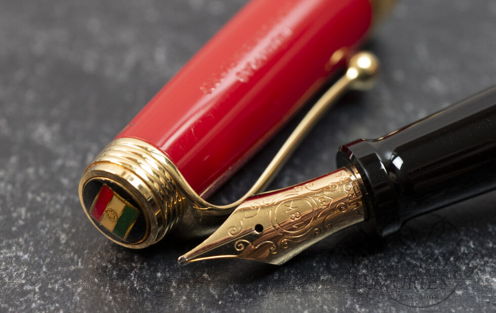 Aurora Bicentennial of the Italian Flag Limited Edition Fountain Pen - Red