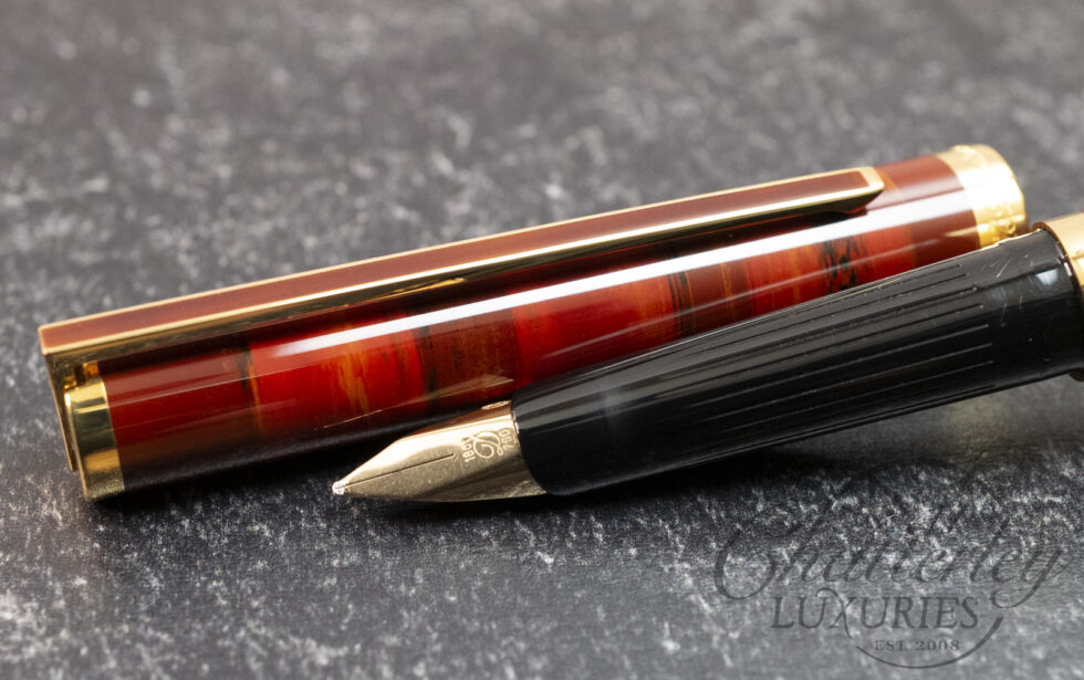 S.T. Dupont Classique Laque de Chine Red and Gold Fountain Pen