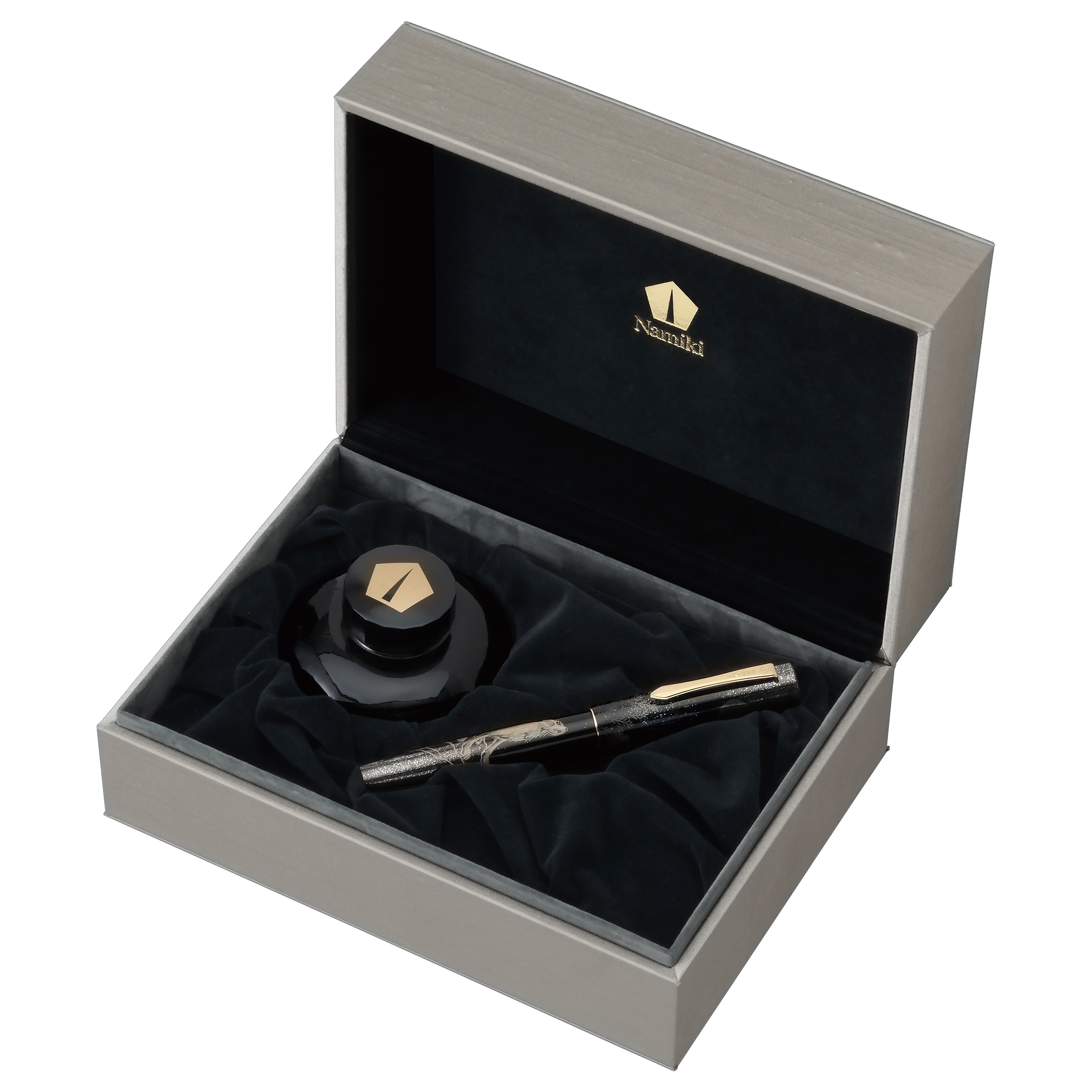 Namiki 2026 Limited Edition Wolf Moon Fountain Pen - Image 5